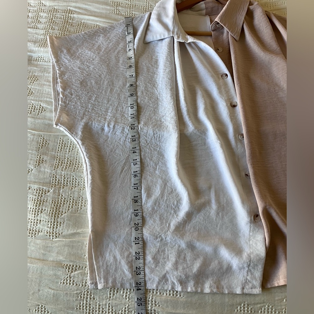 SHEIN White and Tan Color-block Dolman Short Sleeve Button Down Size L (L-XXL) - Picture 10 of 12